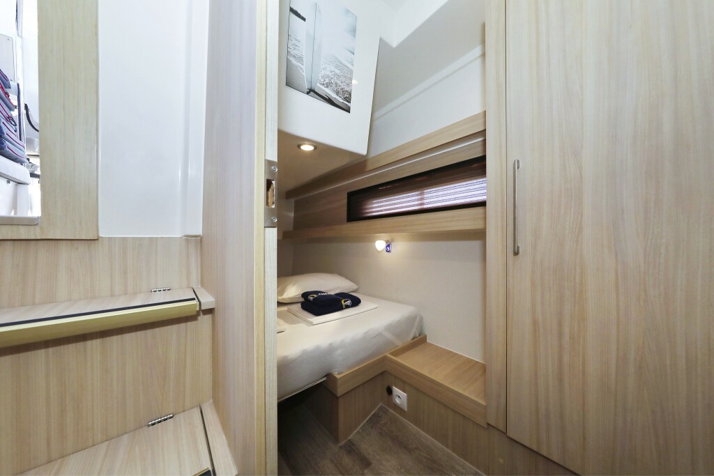 Futura 40 Grand Horizon, Batu