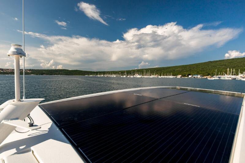 Greenline 33, Ondine