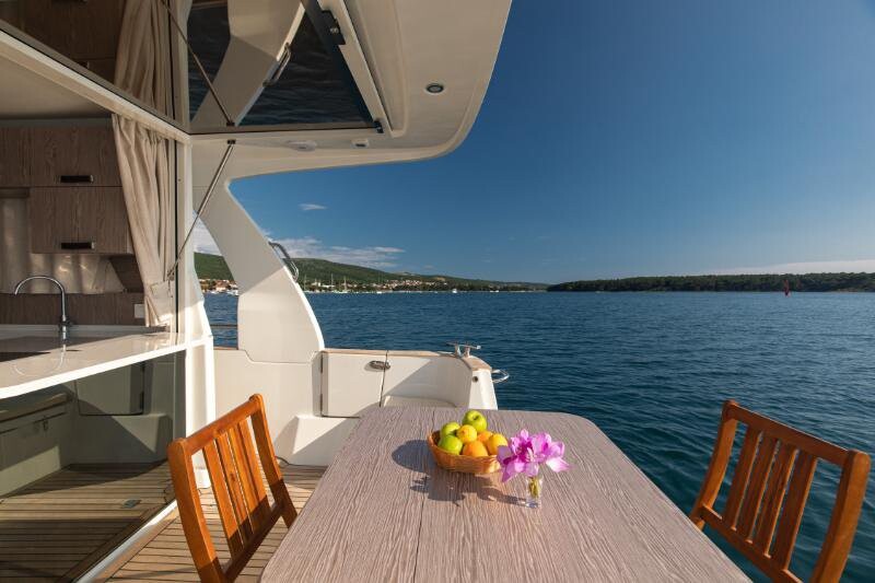 Greenline 33, Ondine