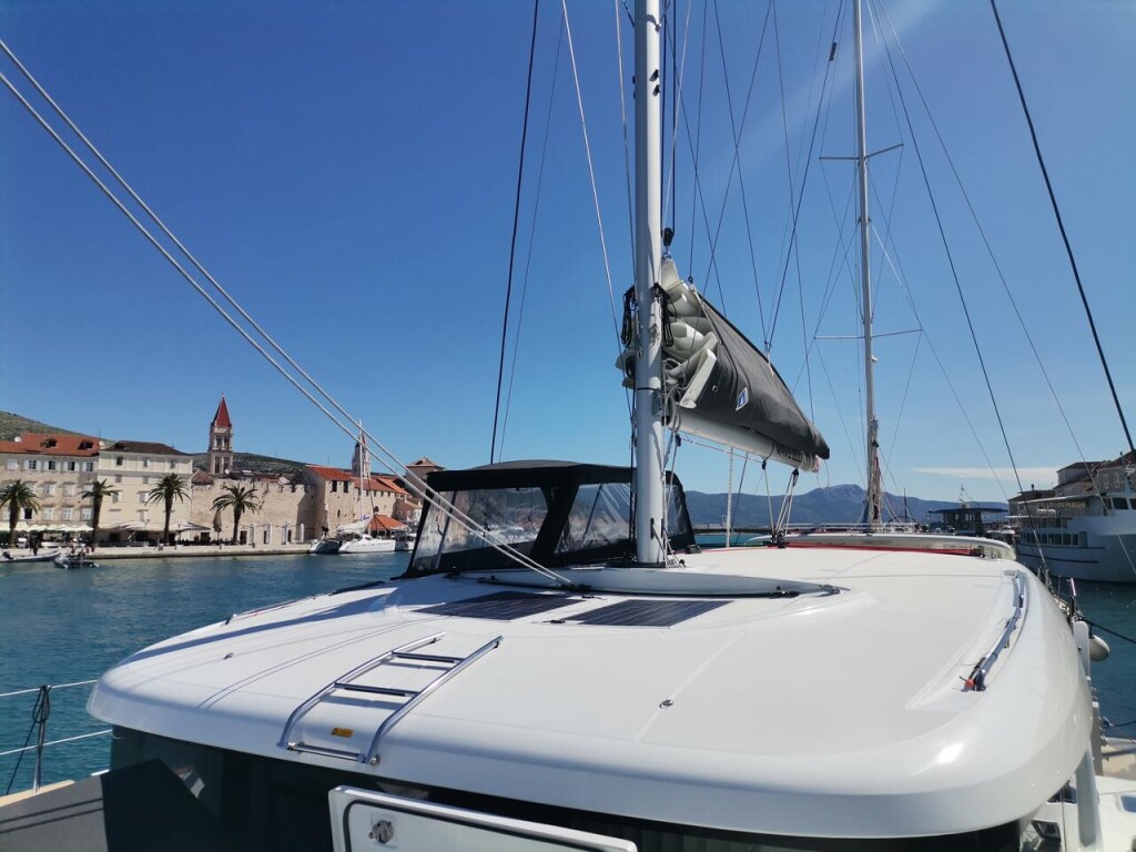 Lagoon 40, Wave elli