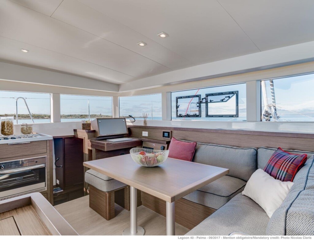 Lagoon 40, Wave elli