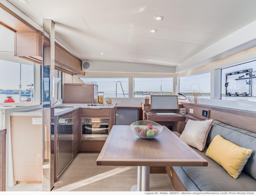 Lagoon 40, Wave elli