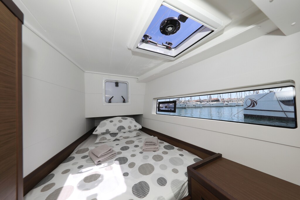 Lagoon 40, Tortilla Flat