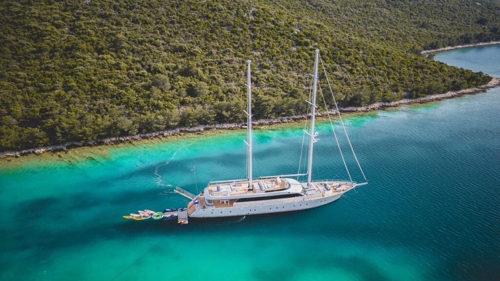 MS Custom Aurum Sky, M/S Aurum Sky