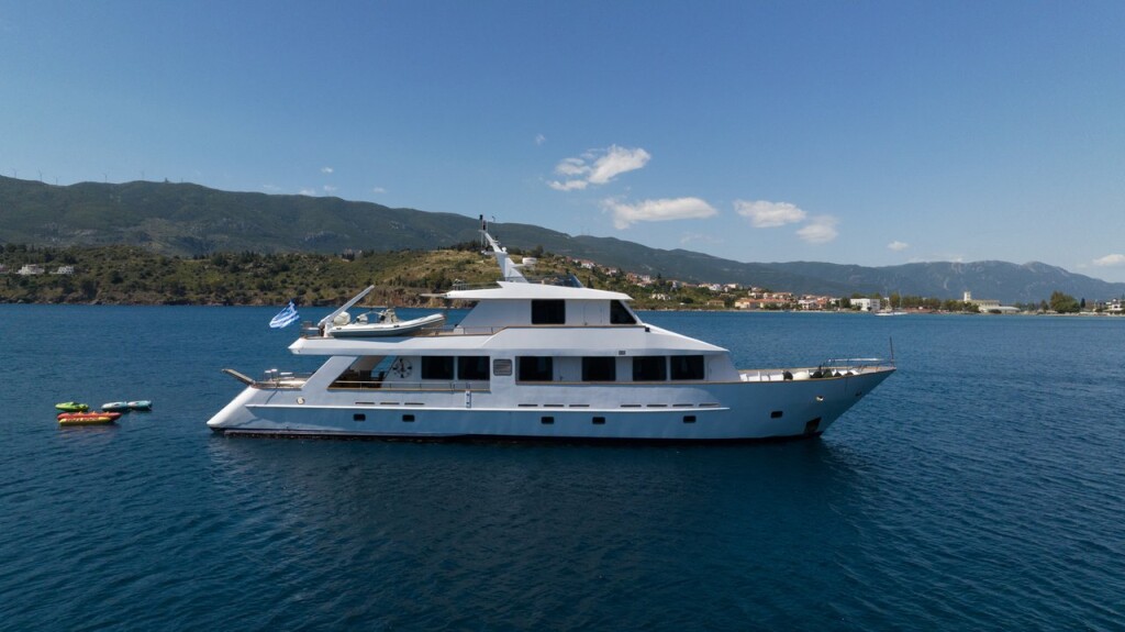 M/Y Elena, Elena