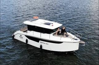 Nikhen Aquasun 34 Sedan LP, Šolta