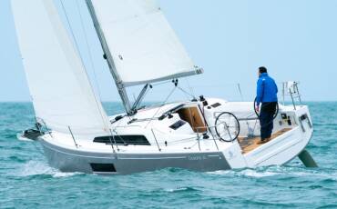 Oceanis 30.1, Yoda