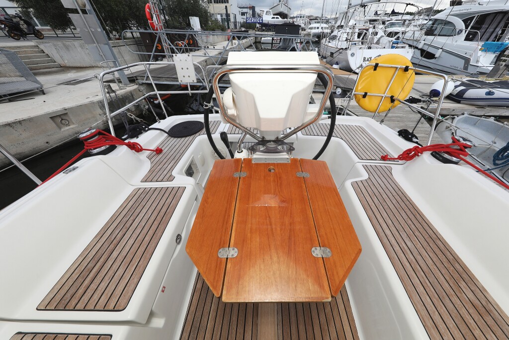 Oceanis 34, Star Elisabeth