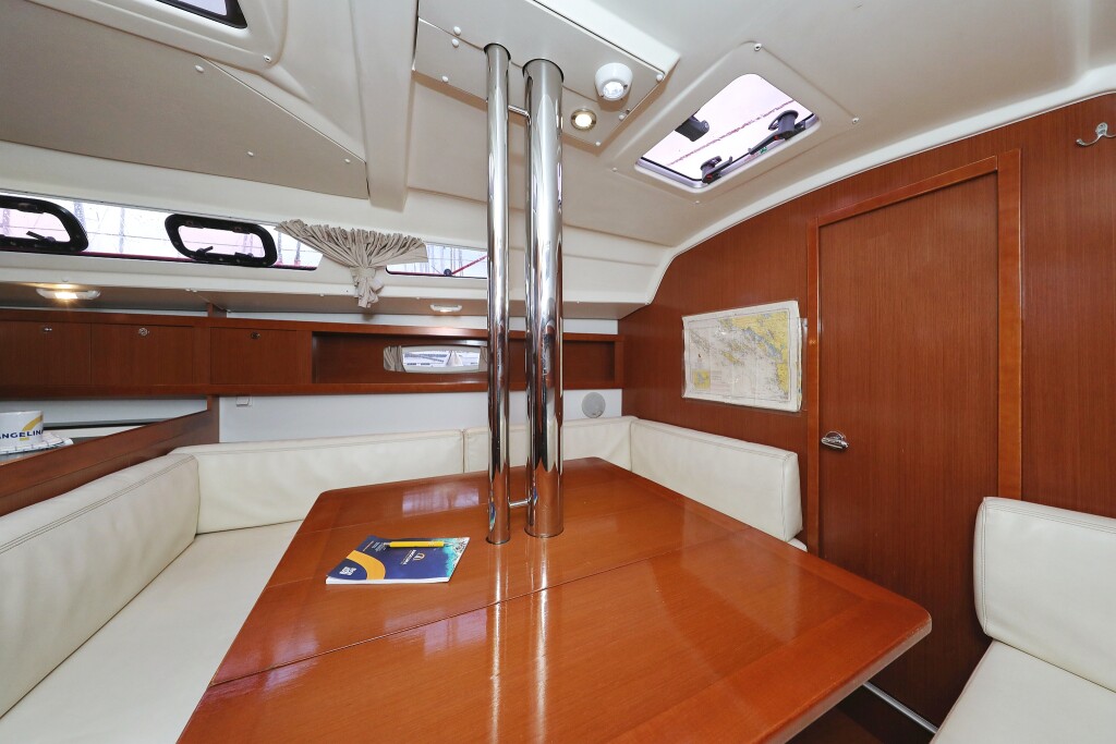 Oceanis 34, Star Elisabeth