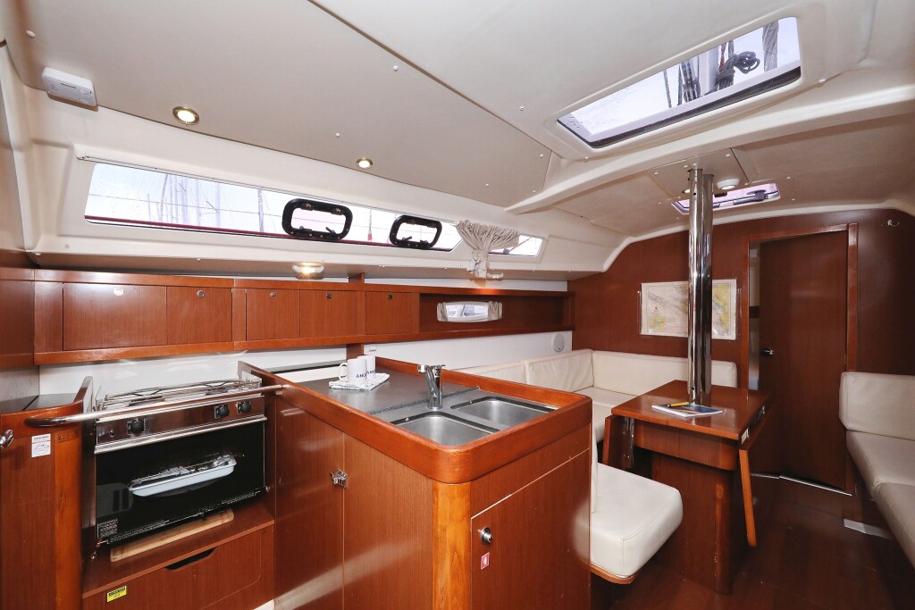 Oceanis 34, Star Elisabeth