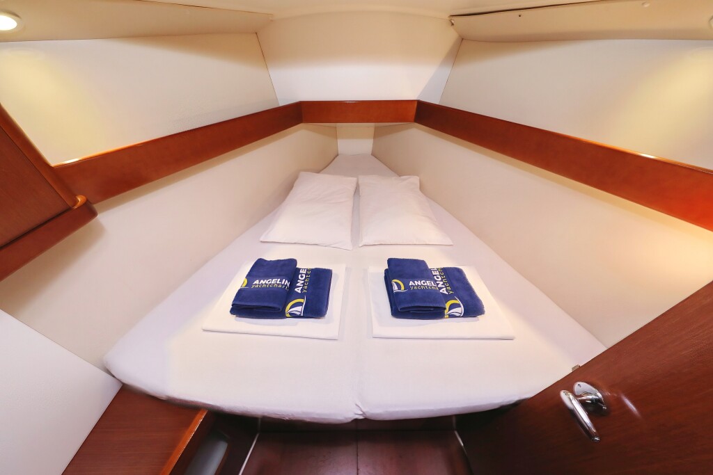 Oceanis 34, Star Elisabeth