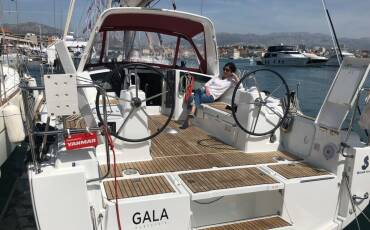 Oceanis 35, Gala