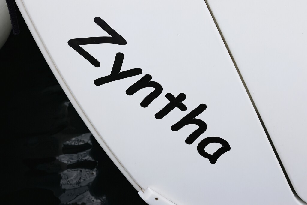 Oceanis 41, Zyntha
