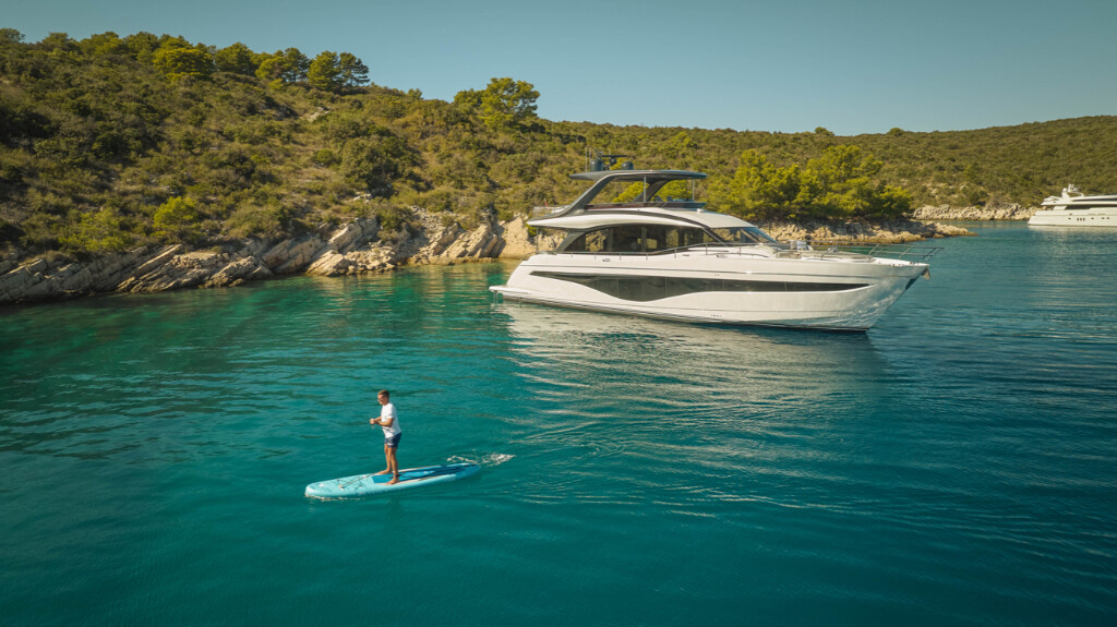 Princess Y72, Elizabeth