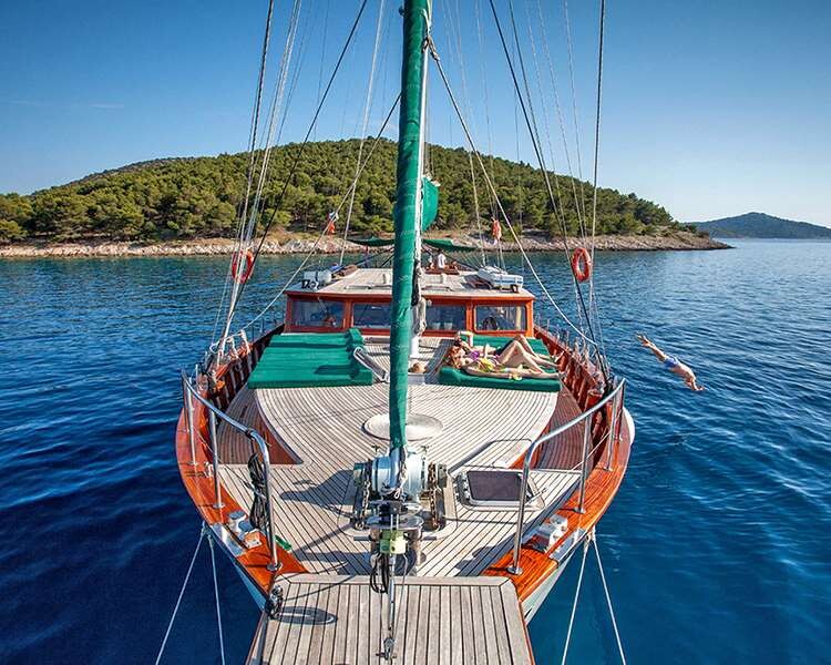 Queen of Adriatic, Queen of Adriatic