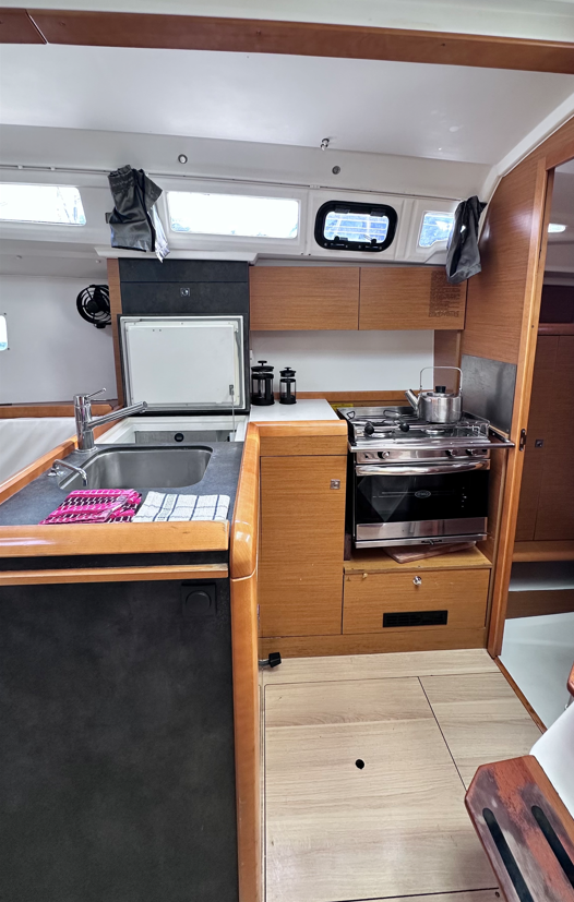 Sun Odyssey 349, Cherie Bibi