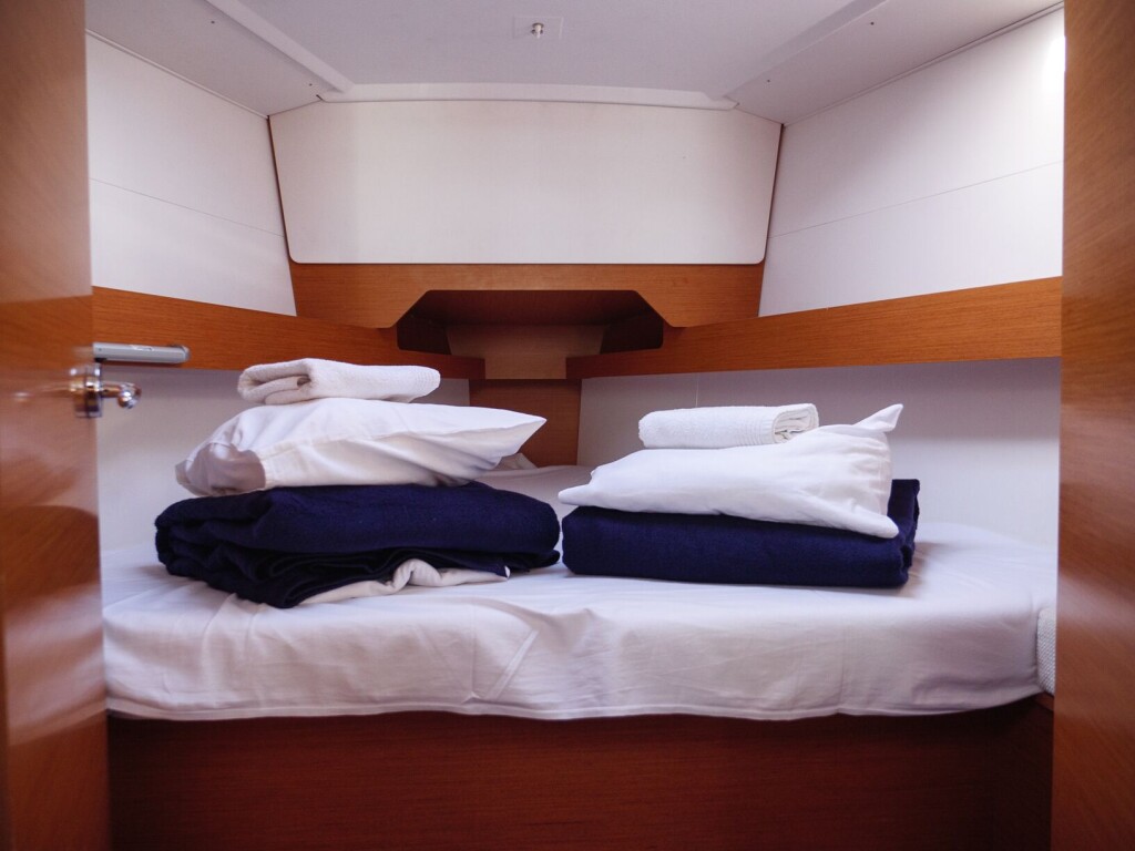 Sun Odyssey 349, Siberia