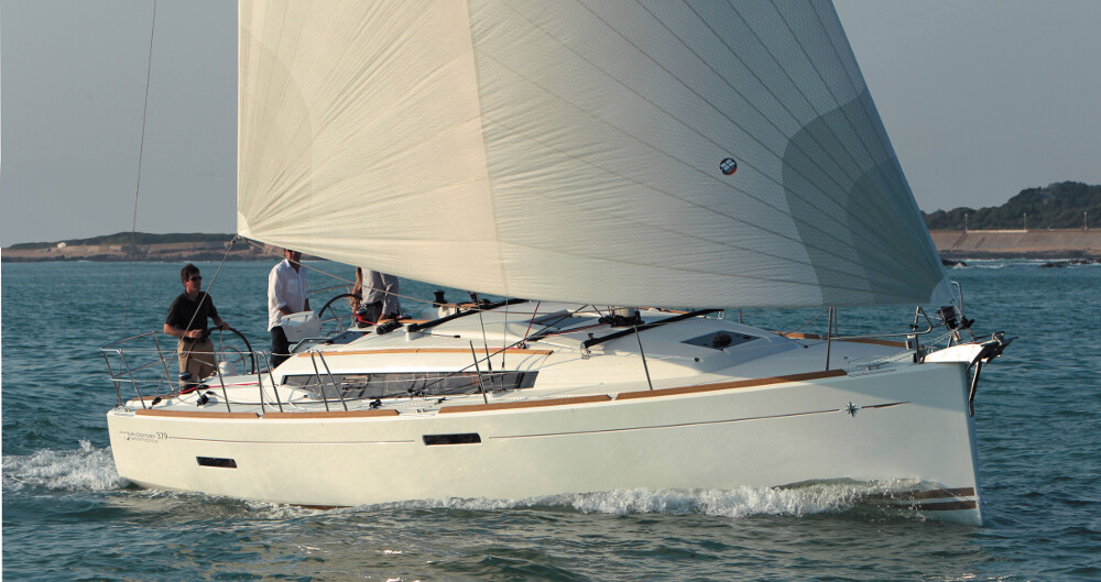 Sun Odyssey 379, b'elli 