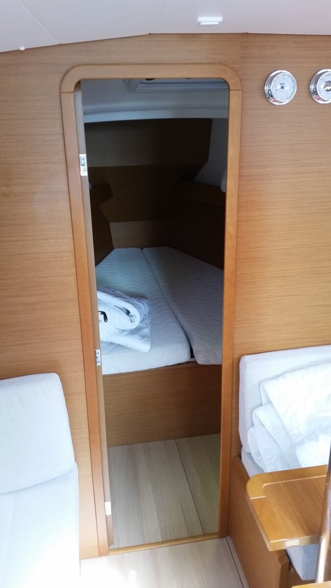 Sun Odyssey 379, Orion