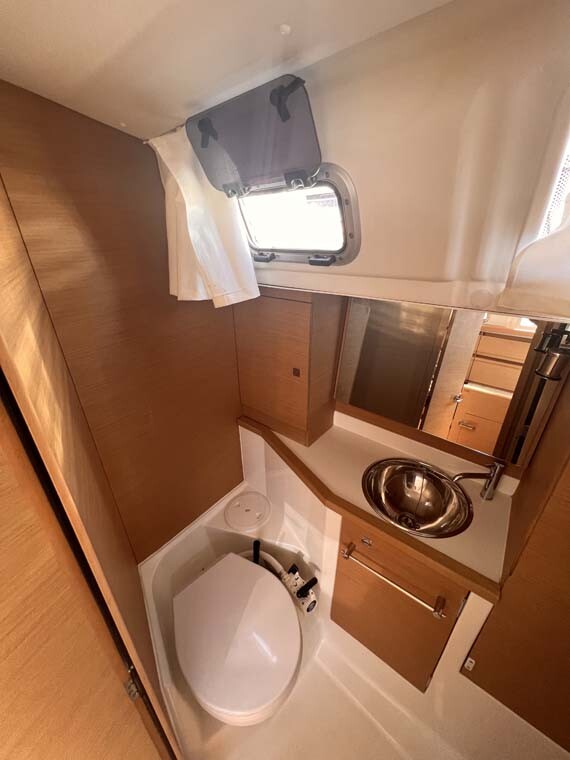 Sun Odyssey 389, Marie