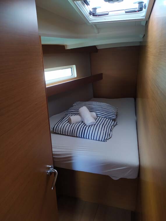 Sun Odyssey 440, Uccelli